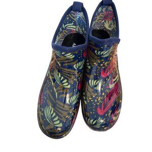 Aresgo Women's Waterproof Garden Boots, Anti Slip Outsole, NEW XL, Ankle‎